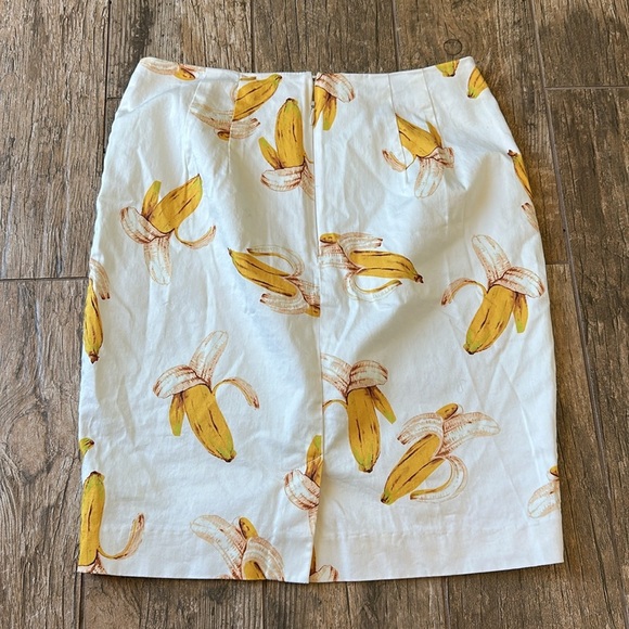 Corly banana pencil skirt size 4 - Picture 3 of 6